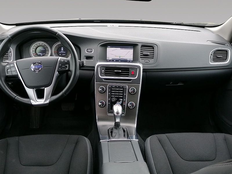 Volvo  D4 AWD Husky Edition Geartronic
